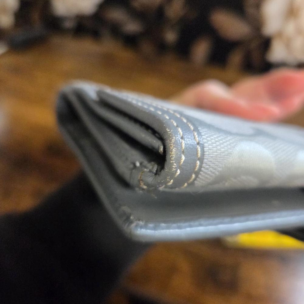 Gray Coach Women's Wallet - Picture 6 of 8